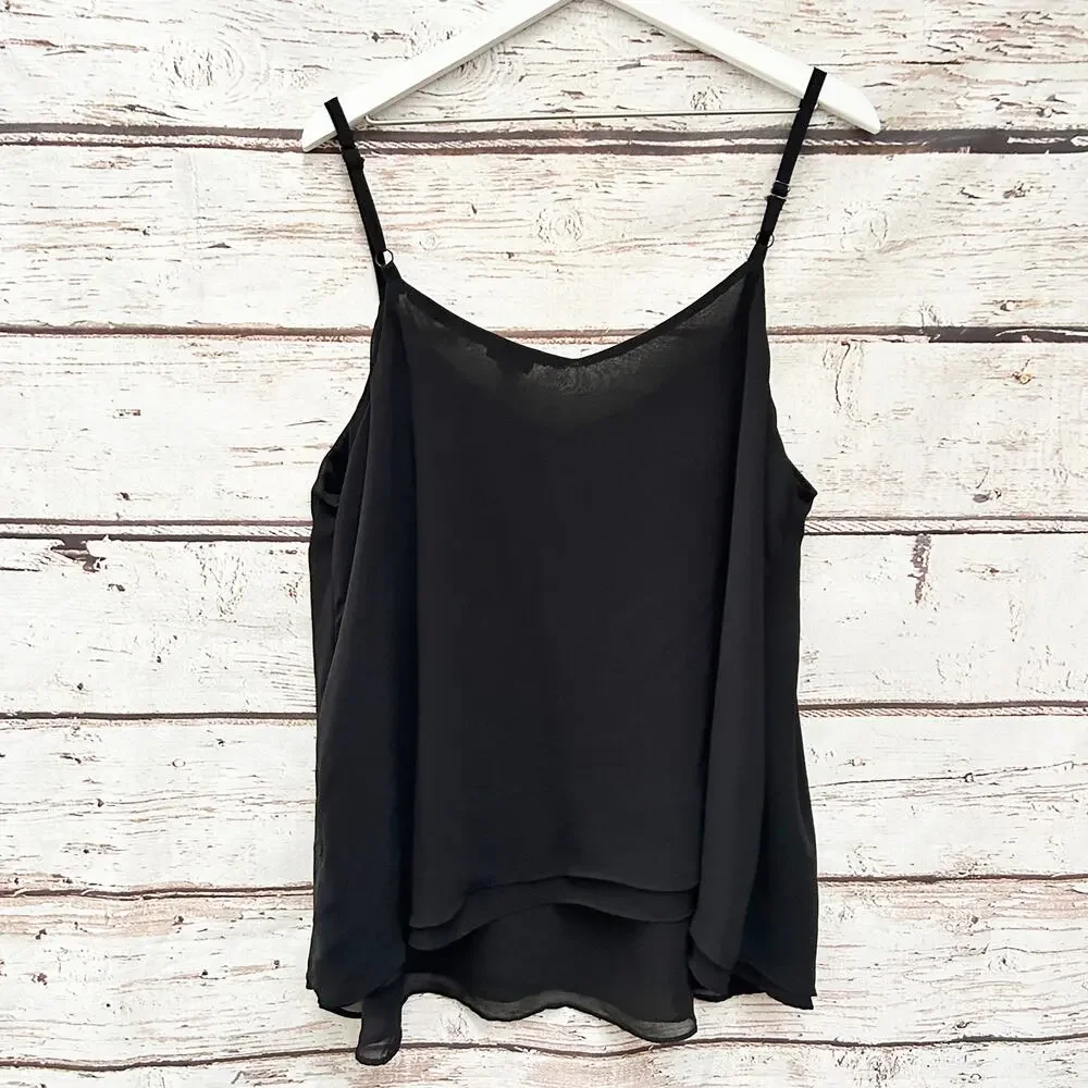 TORRID Black V-Neck Adjustable Strap Chiffon Camisole Top Size 2 (2XL)